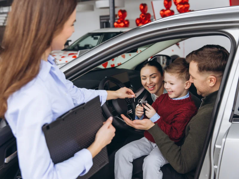 Le 5 formule assicurative più convenienti per chi cambia auto spesso