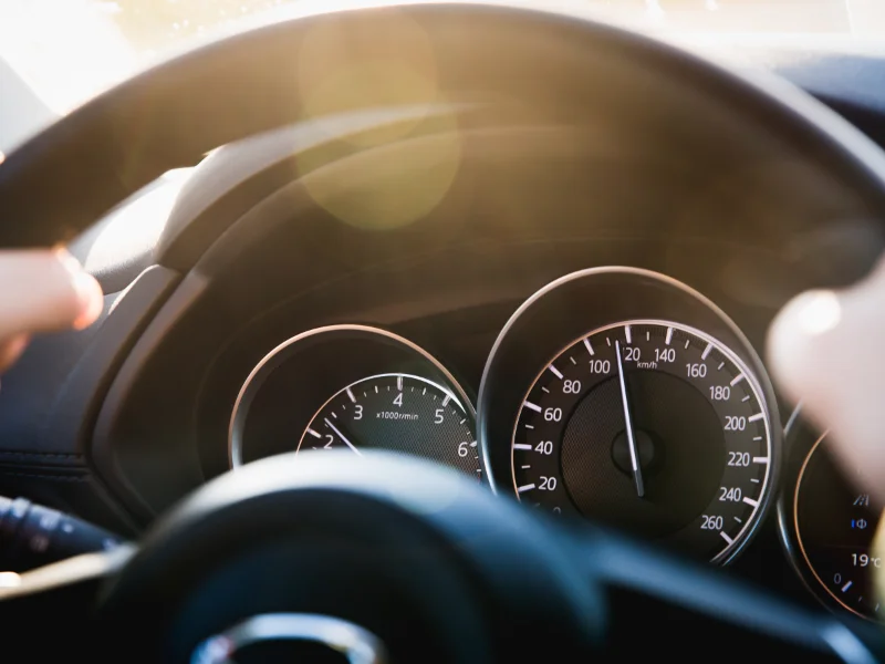 Assicurazione per auto KM0: cosa cambia rispetto al nuovo