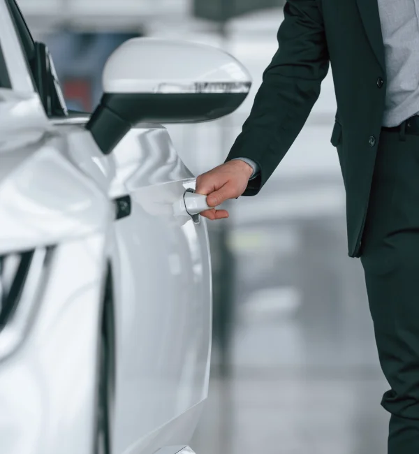 Vantaggi fiscali per auto aziendali: cosa sapere prima di acquistare