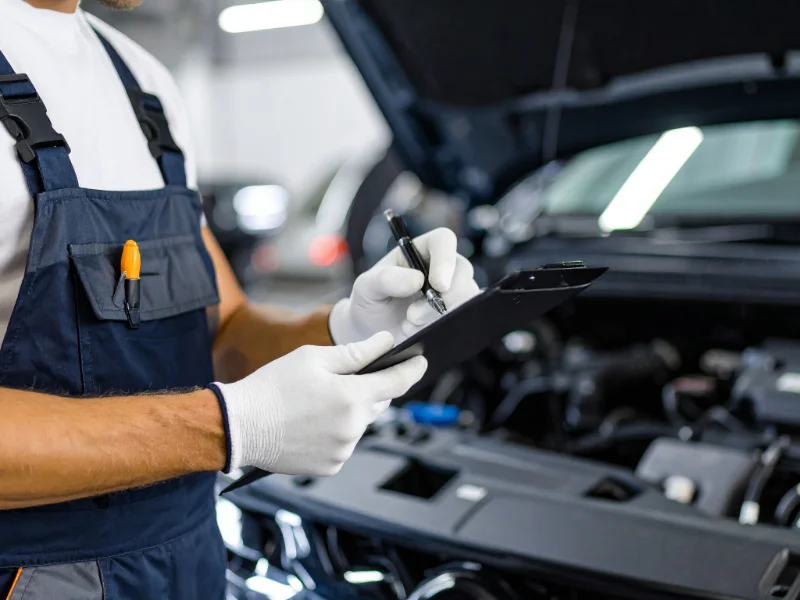 officina-per-tagliandi-revisioni-sostituzione-pneumatici